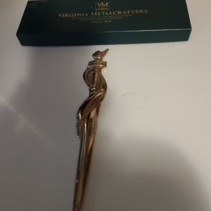 VINTAGE (VM) VIRGINIA METALCRAFTERS 1996 SOLID BRASS LETTER OPENER. LENGTH 8".